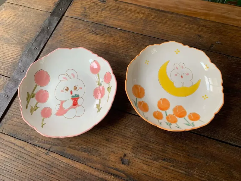 Rabbit Pattern Hand-Painted 9 Inch Plate