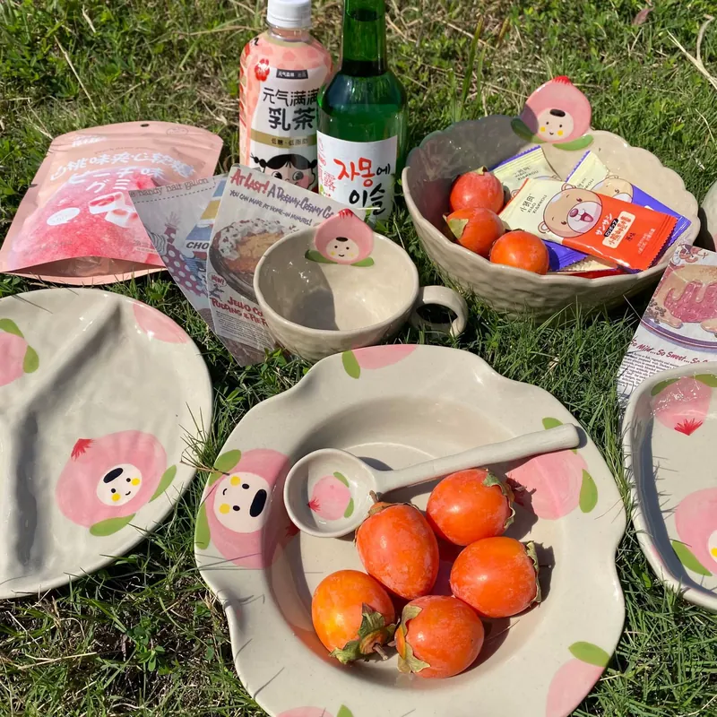 Hand-Painted Stoneware Spoon tableware view 2