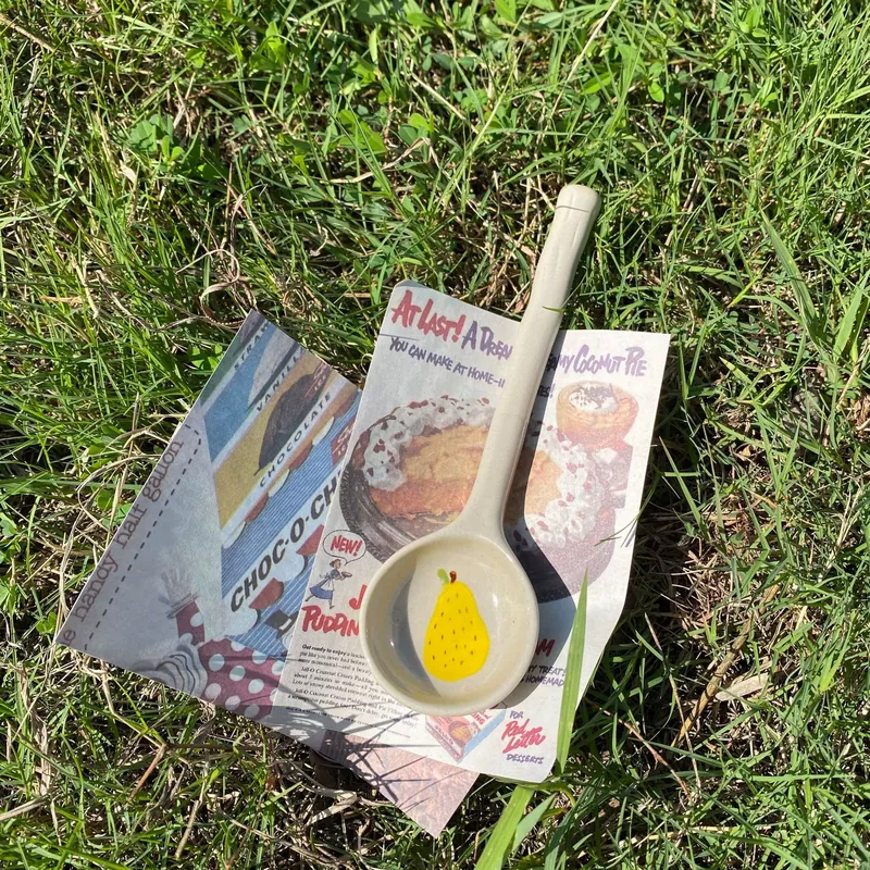 Hand-Painted Stoneware Spoon tableware view 4