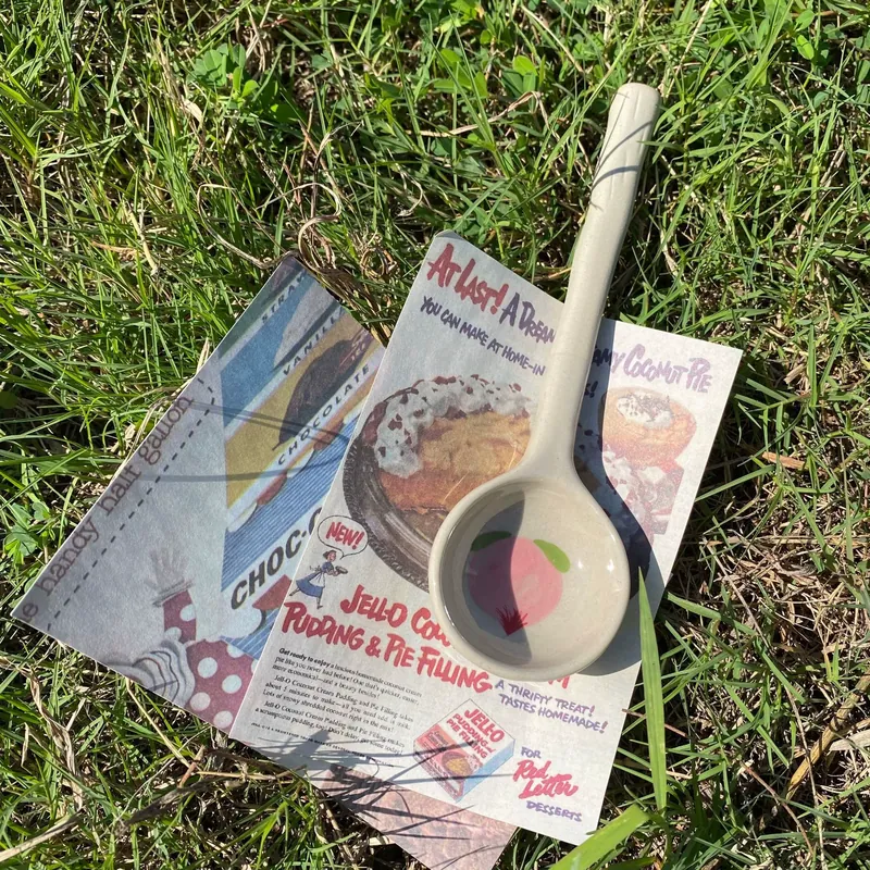 Hand-Painted Stoneware Spoon tableware view 6