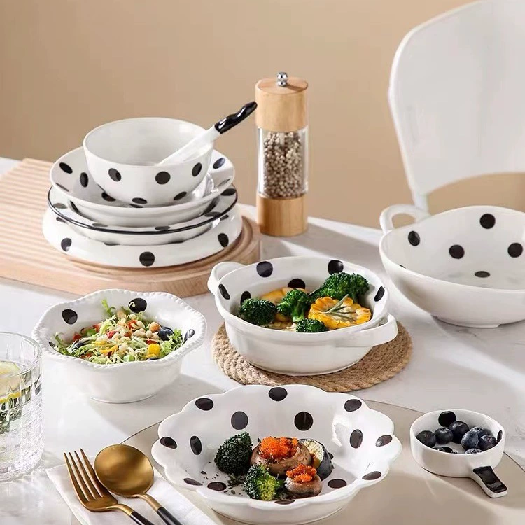 Hand-Painted Irregular Art Plate and Bowl Set tableware view 3