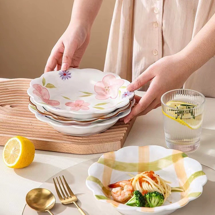 طبق شوربة زهري ريفي مرسوم يدوياً tableware view 2