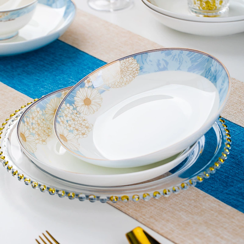 Hand-Painted Gold Rim Ceramic Plate tableware view 9