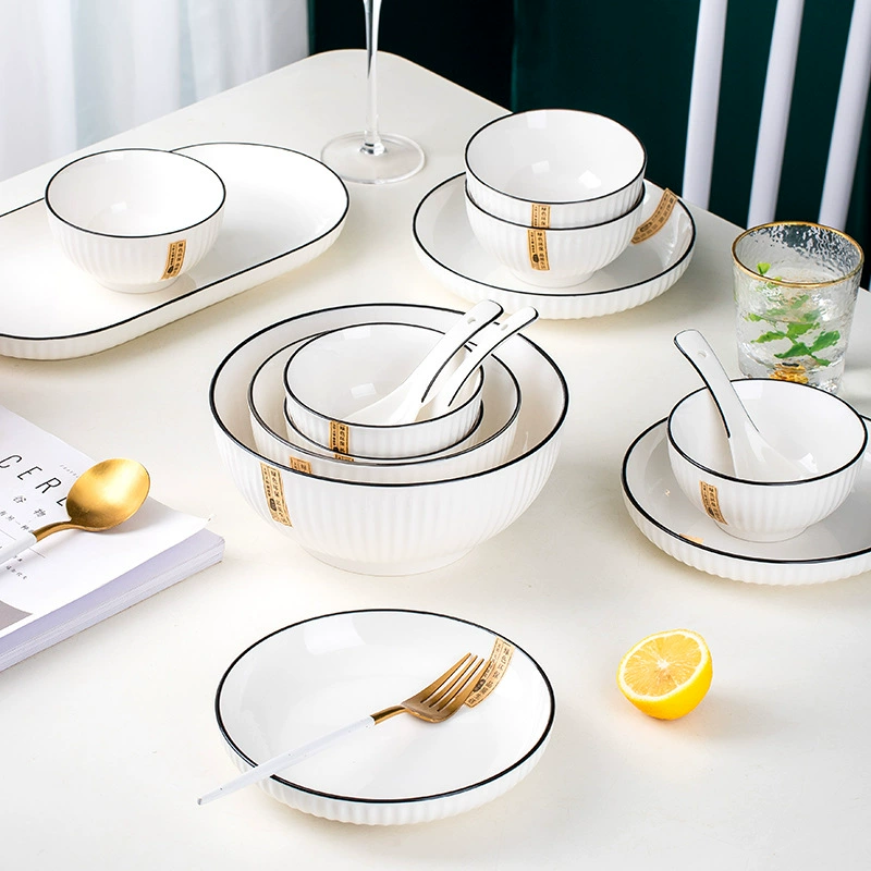 طقم أدوات مائدة بورسلين بخطوط سوداء tableware view 2