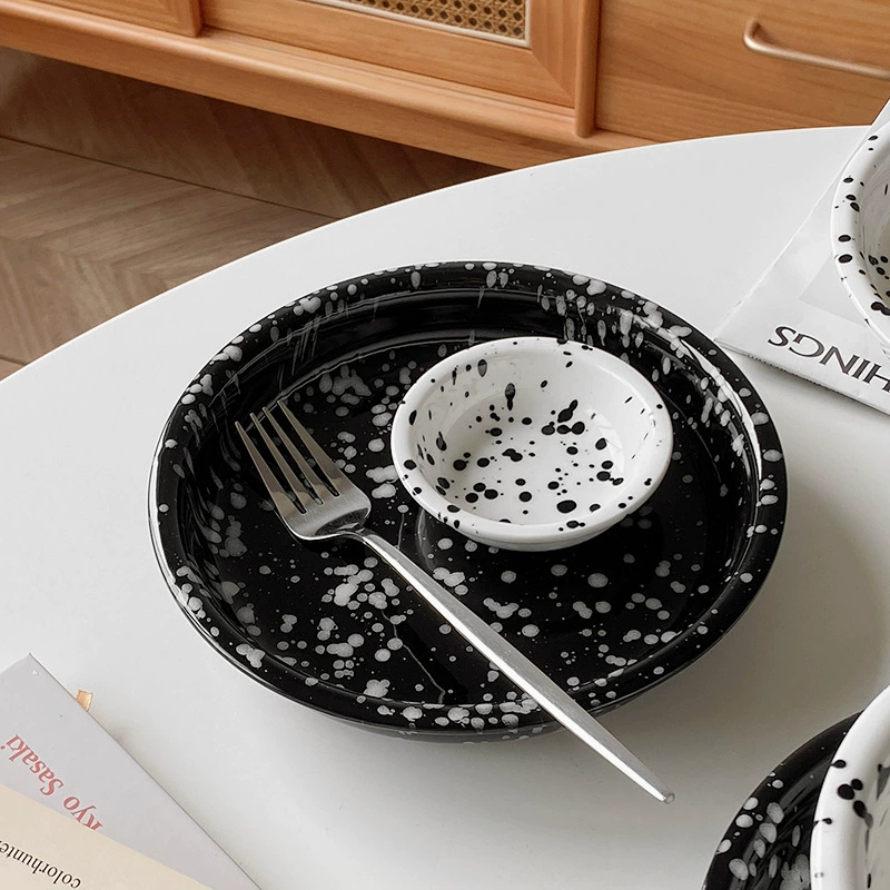 Service de table en porcelaine design abstrait tableware view 4