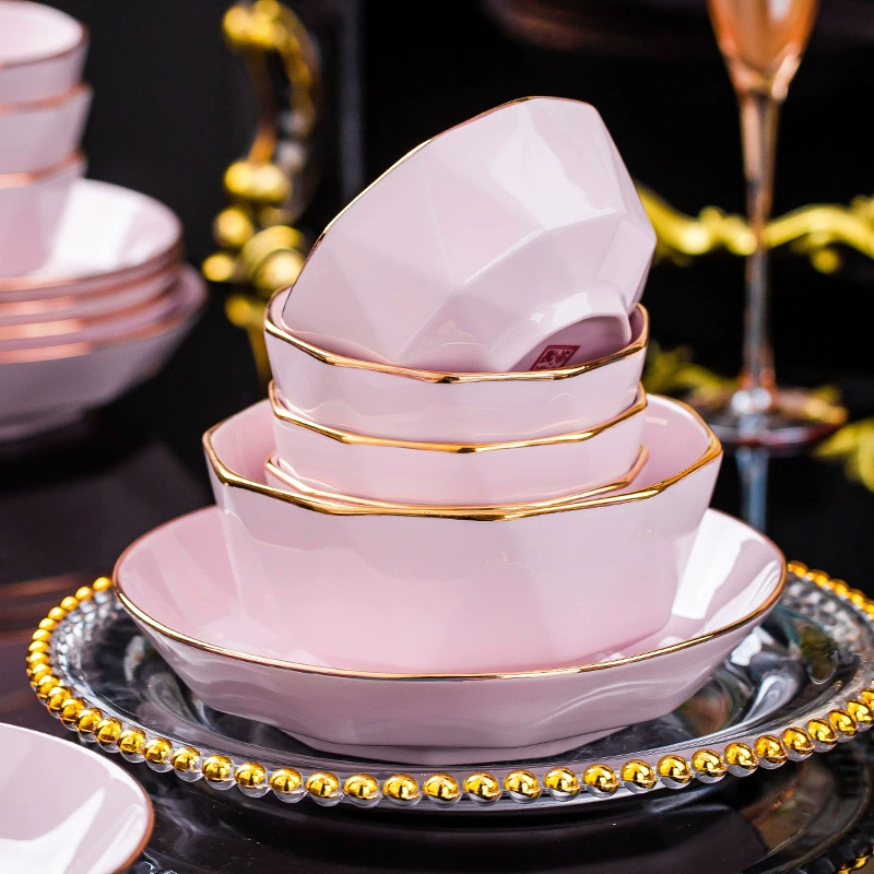 Service de table en porcelaine losange rose tableware view 3