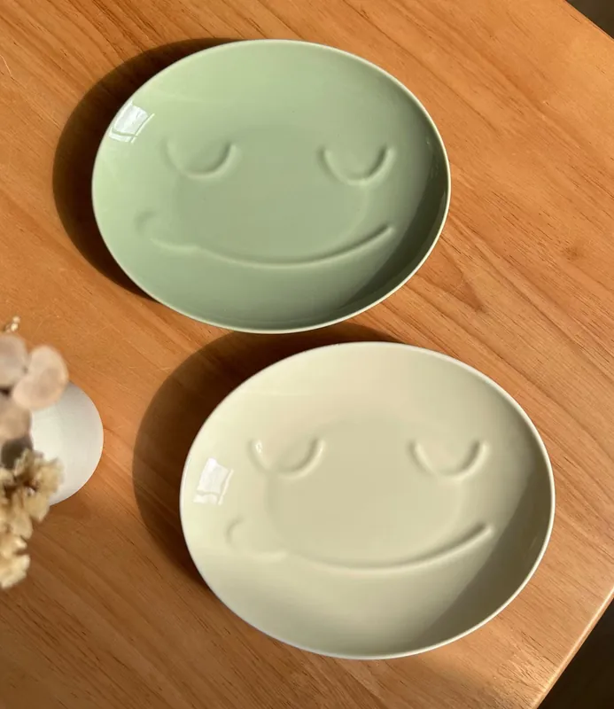 طبق حلوى بيضاوي بوجه مبتسم tableware view 3