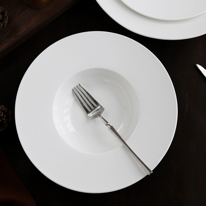 طبق معكرونة من السيراميك الأبيض tableware view 3