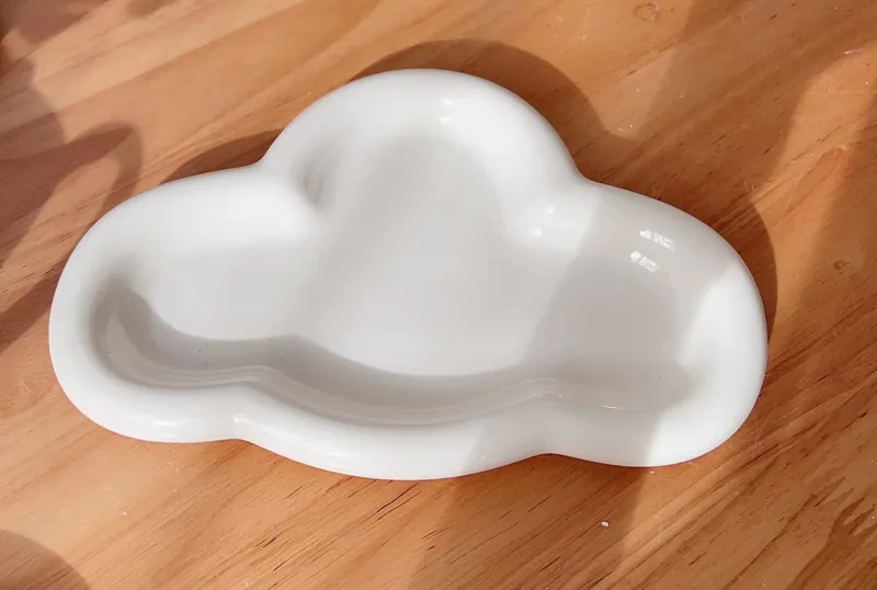 Irregular Cloud-Shaped Ceramic Serving Dish tableware view 7