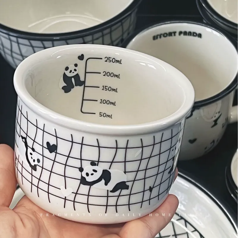 وعاء خلط من الزجاج بتصميم باندا tableware view 2