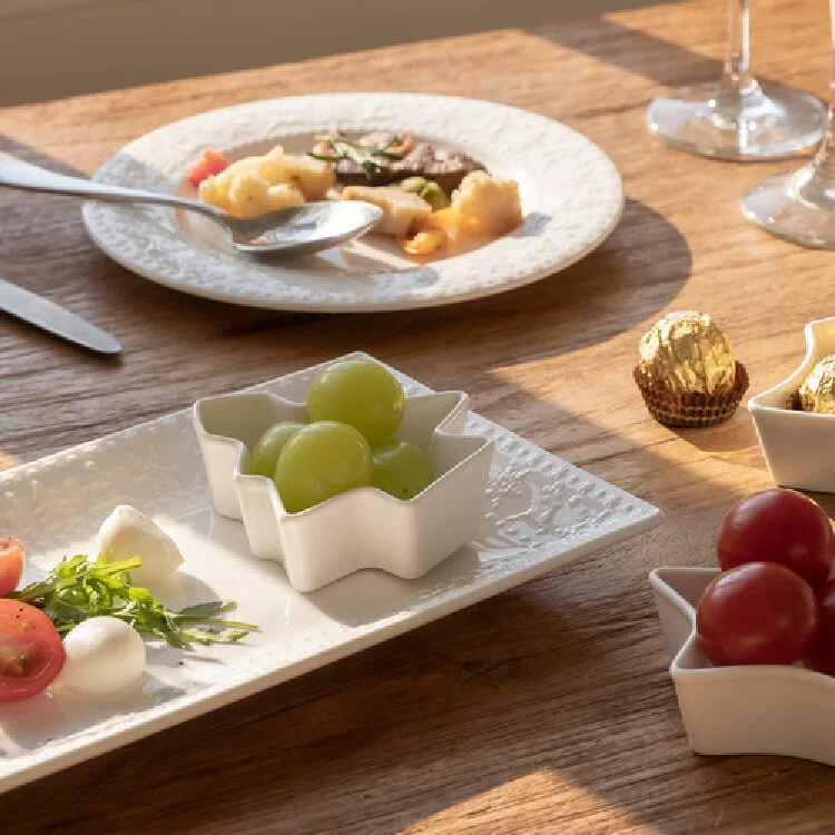 Plato de aperitivo de cerámica con árbol de Navidad tableware view 3