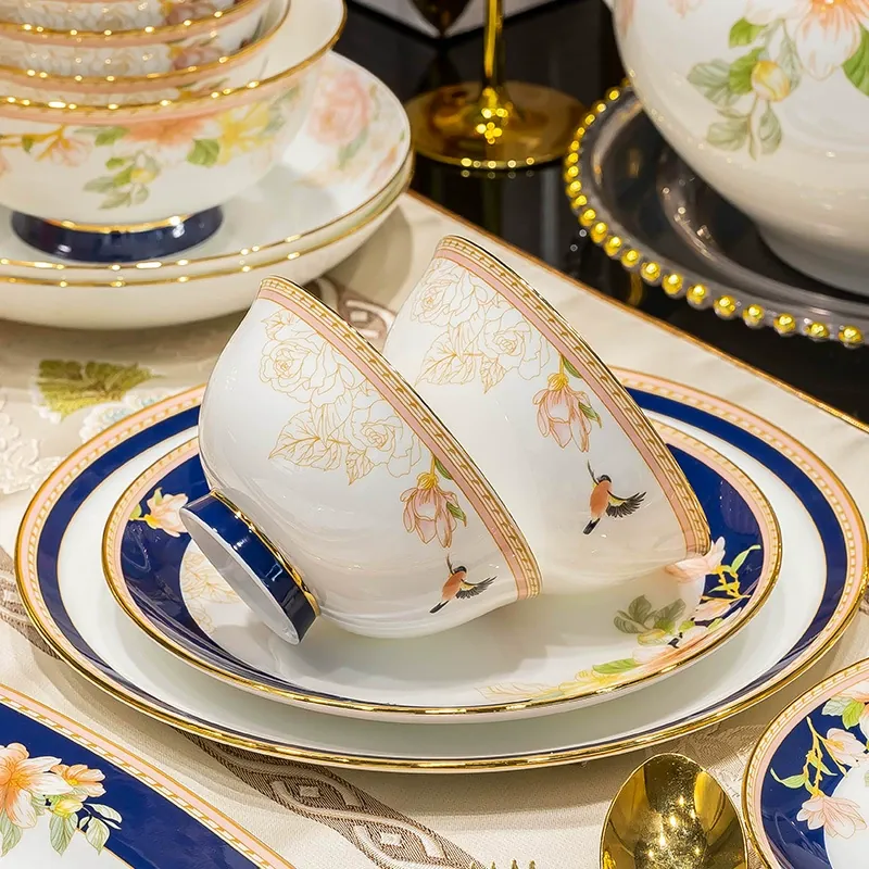 Набор посуды из костяного фарфора с птицами и цветами tableware view 2