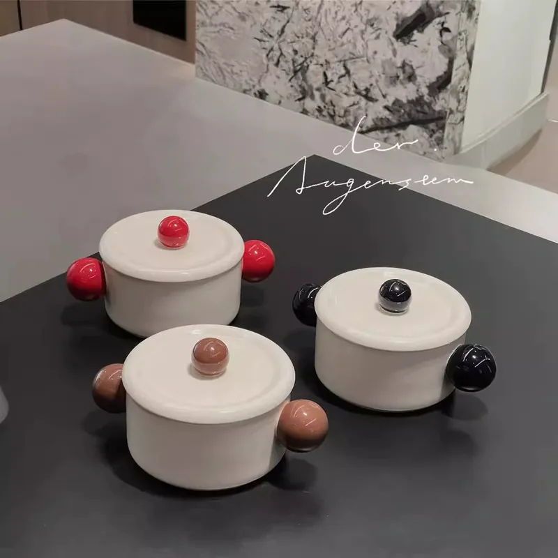 وعاء شوربة من البورسلين بغطاء ومقابض tableware view 2