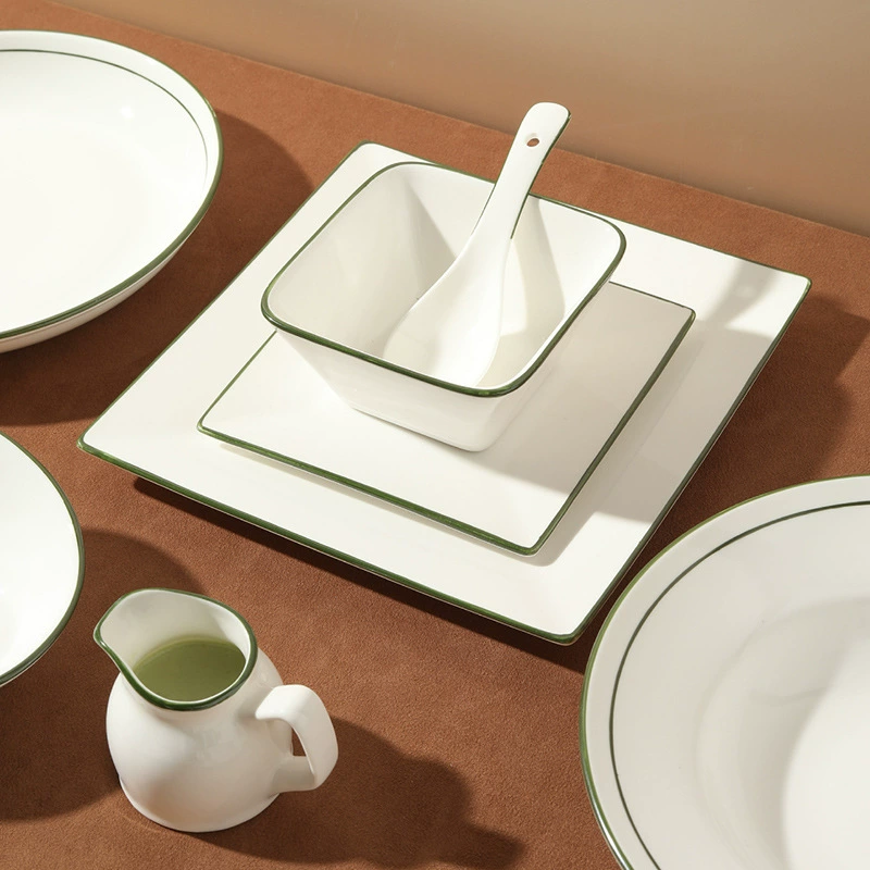 Vajilla de cerámica con cuencos de sopa tableware view 3
