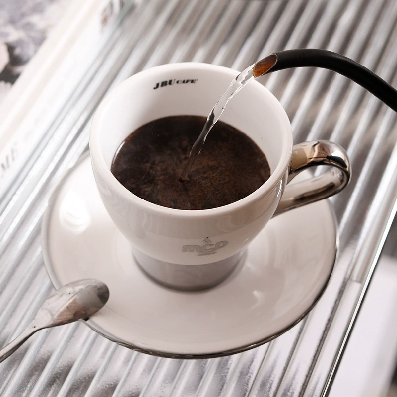 Service tasse à café et soucoupe céramique tableware view 2