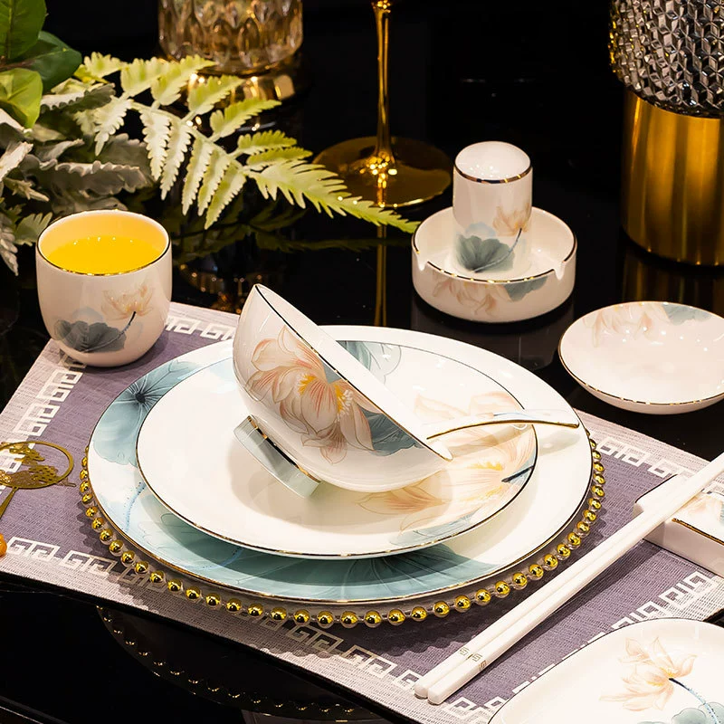 Service de vaisselle en porcelaine osseuse tableware view 2