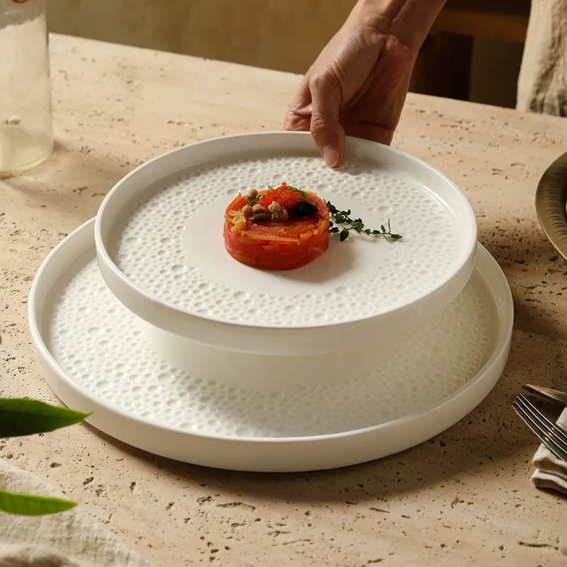 Assiette de dîner en céramique à relief tableware view 2