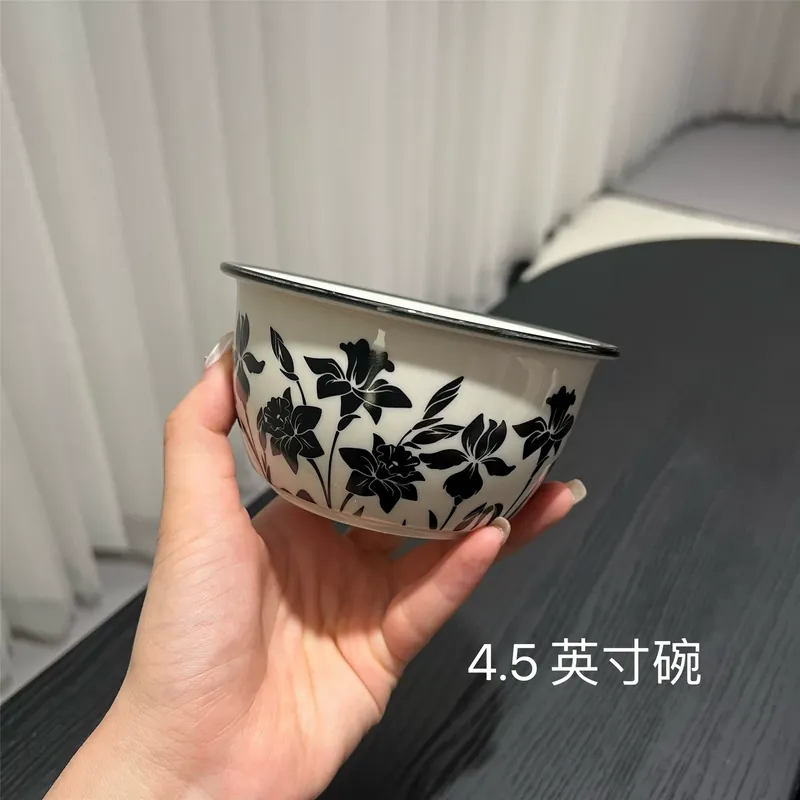 Набор столовой посуды из фарфора с цветочным дизайном tableware view 8