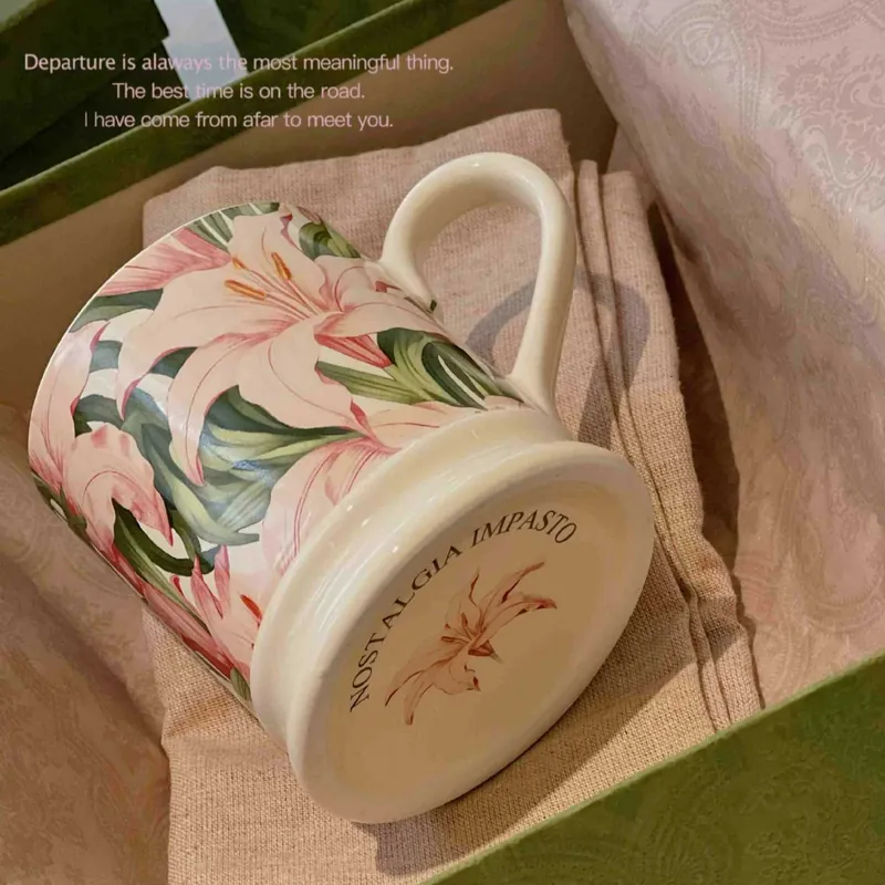 꽃 디자인 세라믹 머그컵 tableware view 4