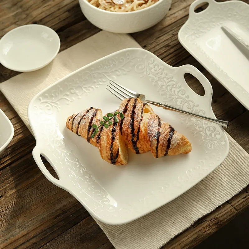 Европейский керамический набор посуды с рельефом tableware view 2