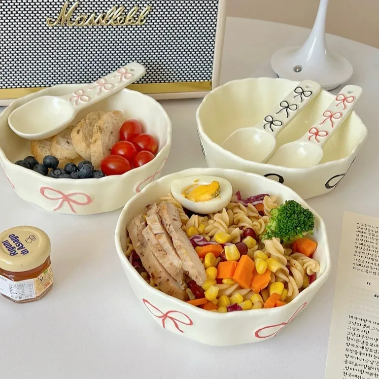 Assiette papillon en relief tableware view 4