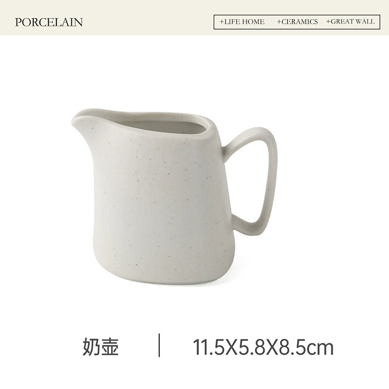 Set de taza de café de cerámica irregular con platillo tableware view 10