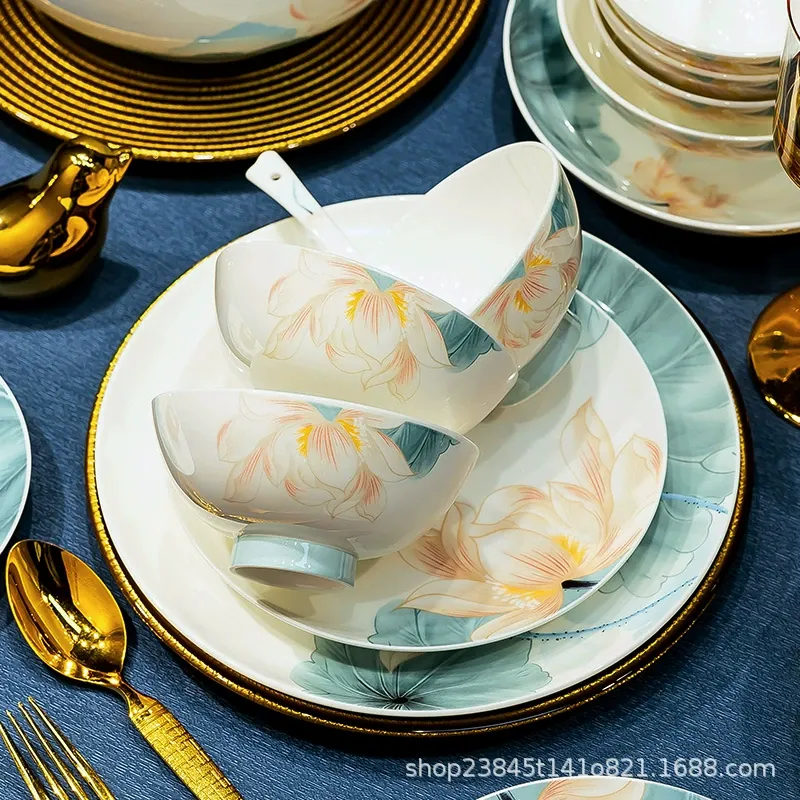 Porcelain High-Footed Bowl tableware