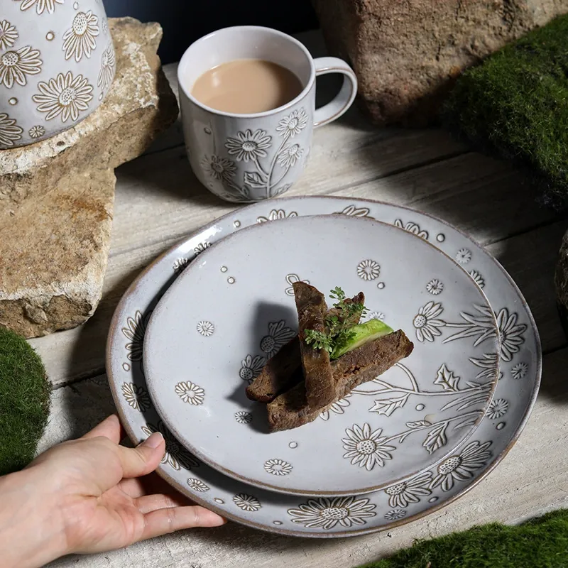 Daisy Ceramic Dinnerware Set with Mug tableware view 3