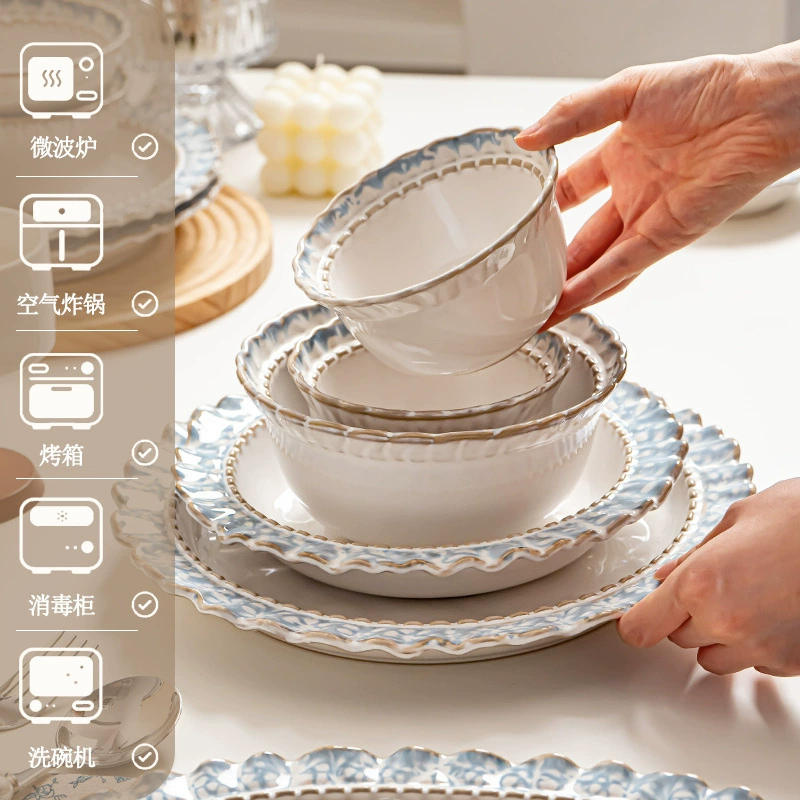 طقم أطباق بورسلين بنقشة زرقاء tableware view 2