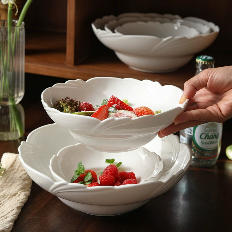 Petal-Shaped Porcelain Soup Bowl tableware view 2