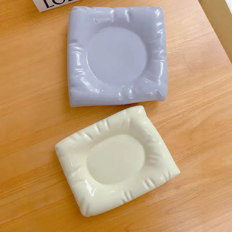 Creative Pillow-Shaped Ceramic Serving Plate tableware view 2