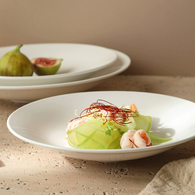 Assiette creuse en porcelaine blanche tableware view 3