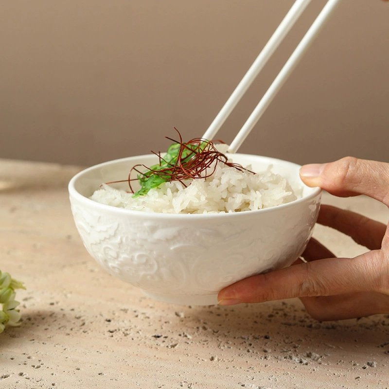 Tigela de arroz de porcelana branca com relevo tableware view 3