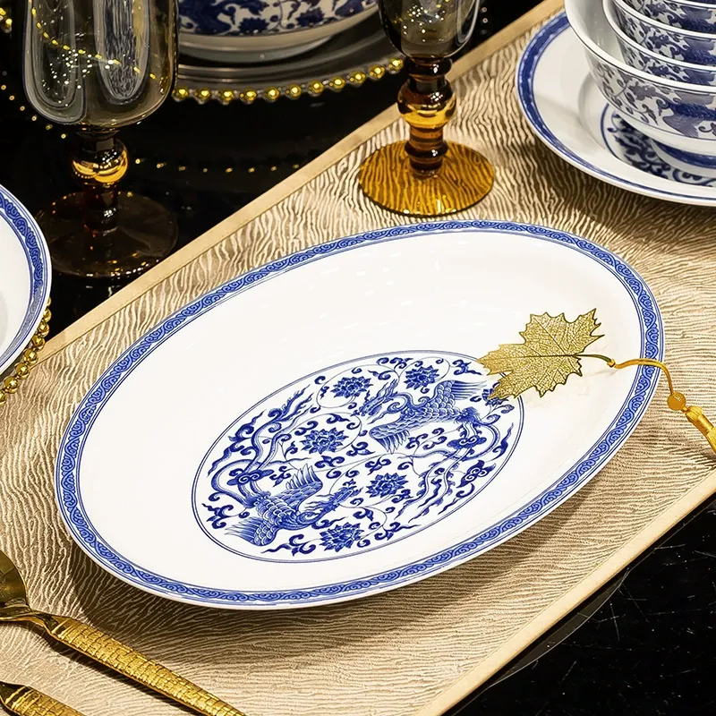 Blue and White Porcelain Dinnerware Set tableware view 4