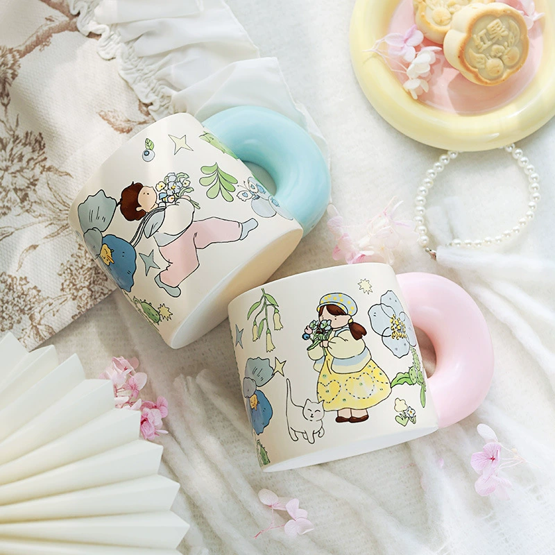 Mug en céramique avec motif fleur tableware view 4