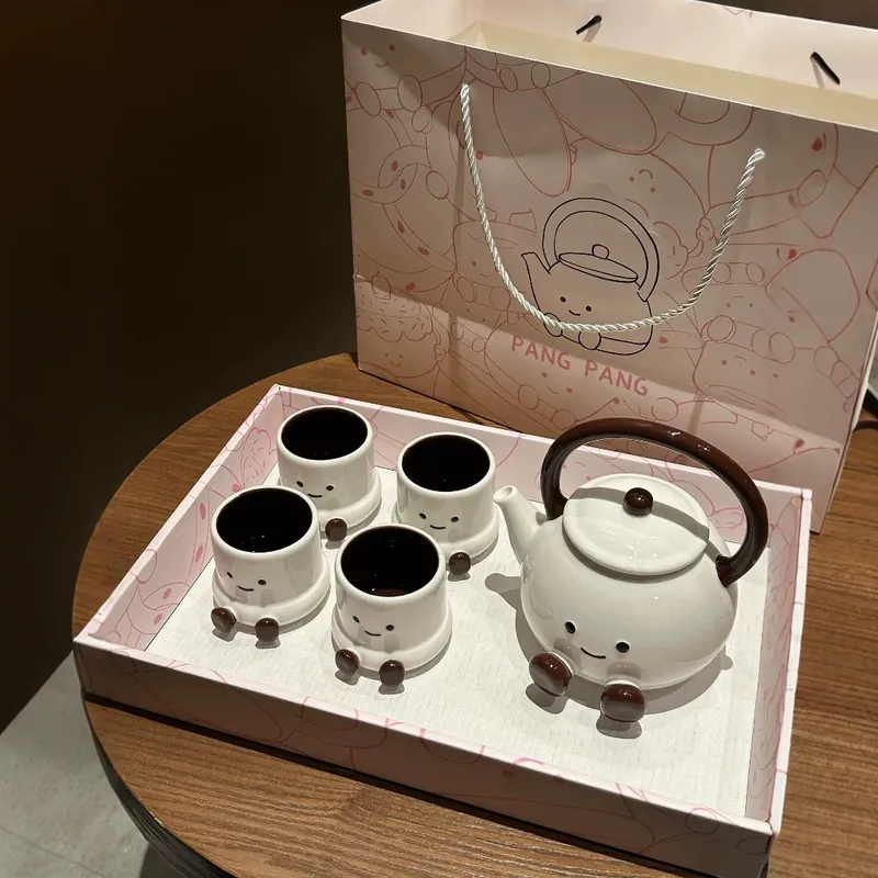 Ceramic Teapot and Cup Set with Foot Design tableware view 4