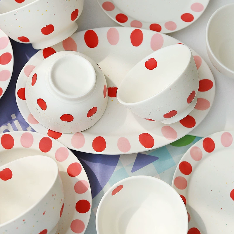 Service de table en porcelaine avec motif pois tableware view 3