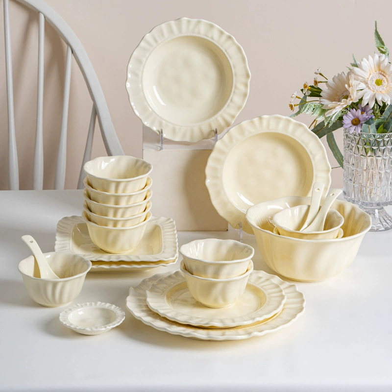 Service de vaisselle en porcelaine à motif tulipe tableware