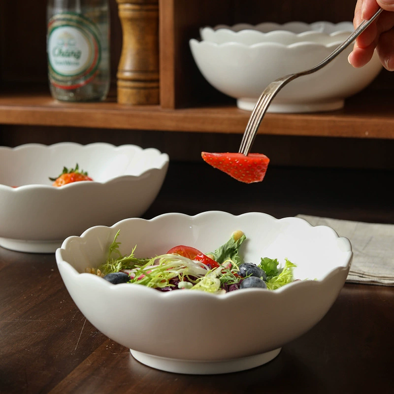 Petal Edge Porcelain Noodle Bowl