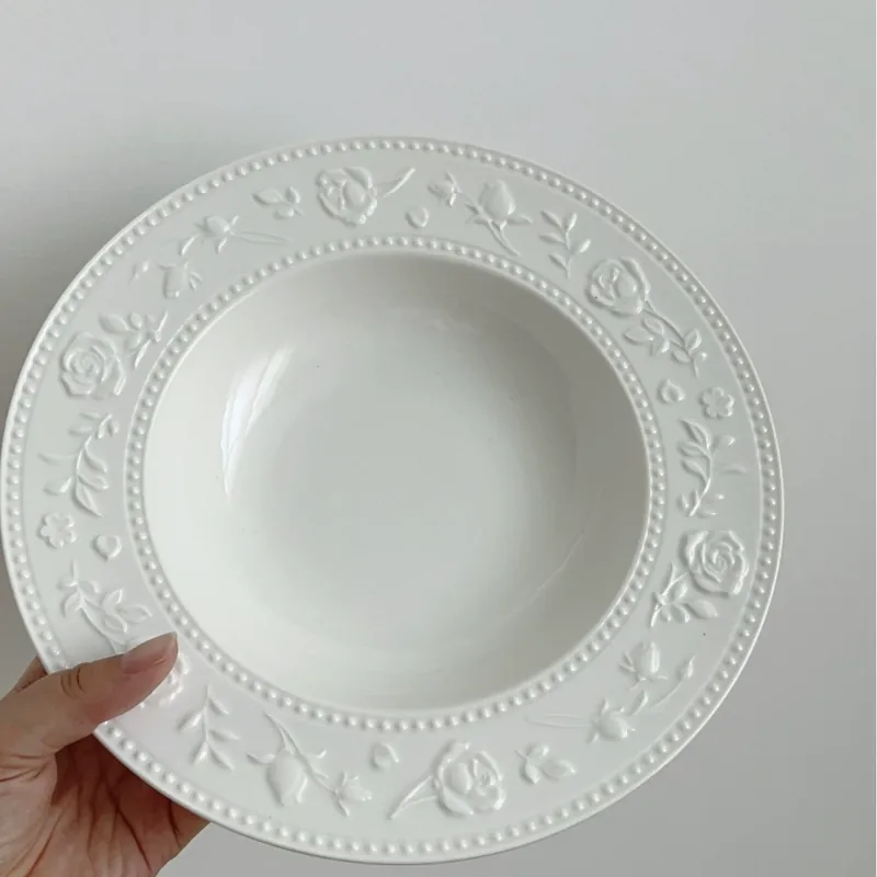 Ensemble de vaisselle en porcelaine rose embossée tableware view 9