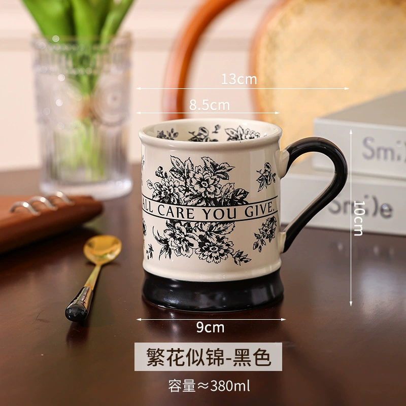 كوب خزفي عتيق مع ملعقة tableware view 6