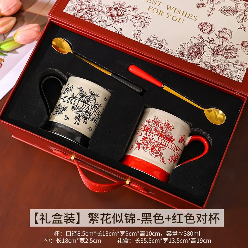 كوب خزفي عتيق مع ملعقة tableware view 8