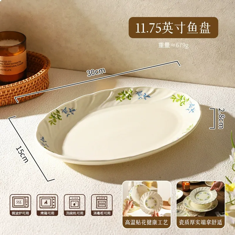 Porcelain Dinner Plate with Floral Design tableware view 11