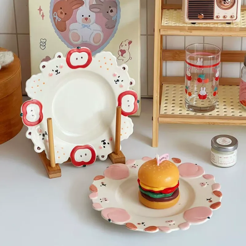 Hand-Painted Cute Ceramic Plate tableware view 4