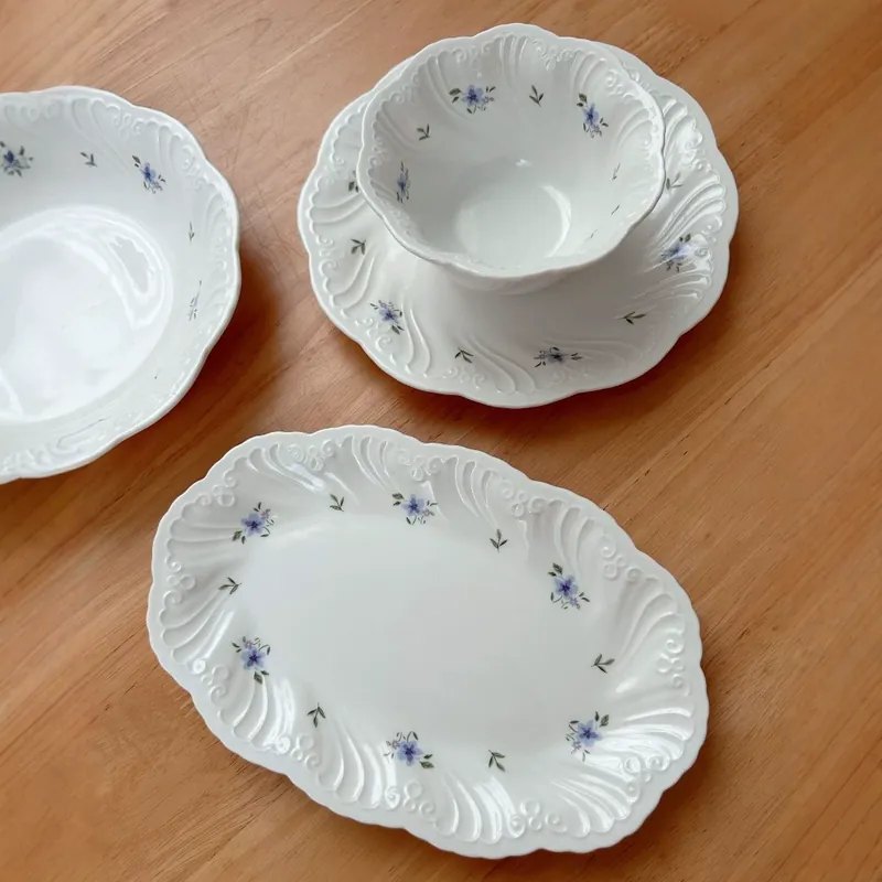 طبق بورسلين فرنسي عتيق بزخرفة زهرية tableware view 3