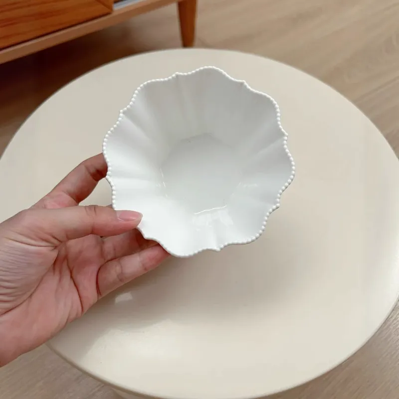 Tigela de sobremesa de cerâmica pérola irregular tableware view 2
