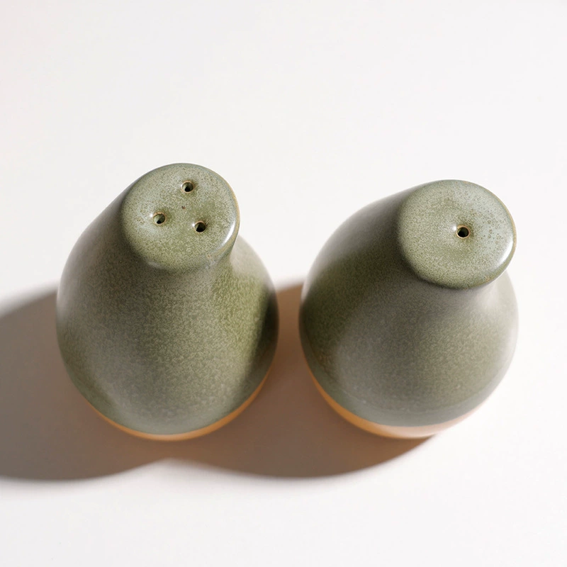 Ceramic Salt and Pepper Shaker Set tableware view 3