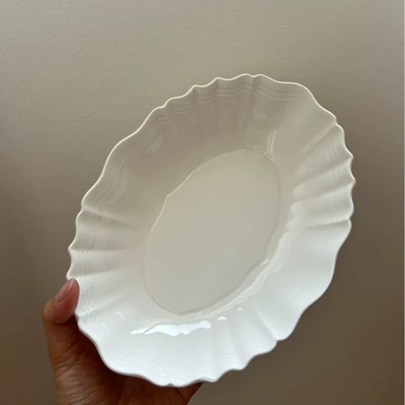 물결 가장자리 도자기 서빙 플레이트 tableware view 8