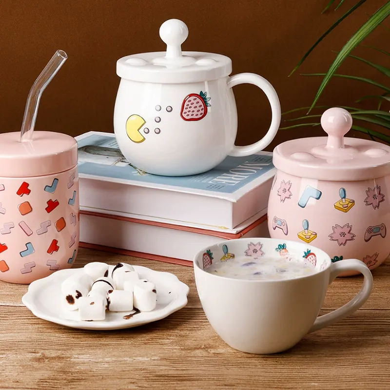 Cartoon Strawberry Mug tableware view 2