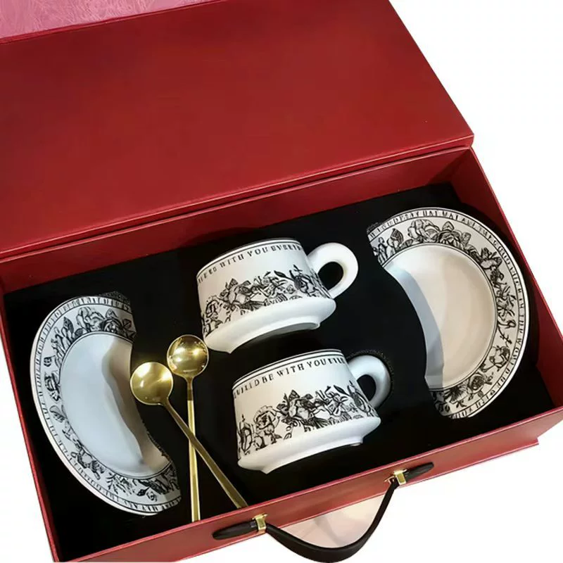 Tasse et soucoupe en céramique vintage tableware view 5